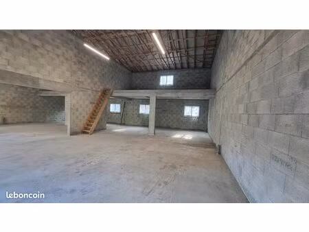 local d'activité à louer à chanaz