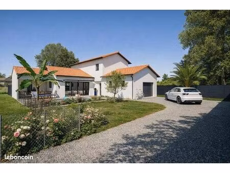 maison 5 pièces 165 m²