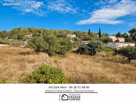 terrain 614 m² lorgues