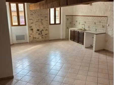 location t3 avec terrasse