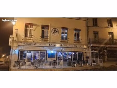 restaurant emplacement n1