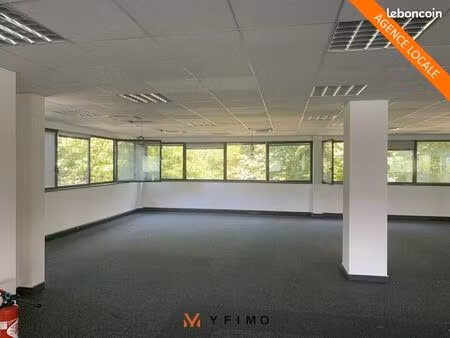 bureaux 65 m² elancourt