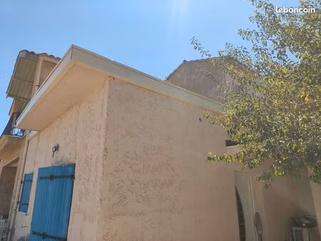 terrasse viabilise avec parking