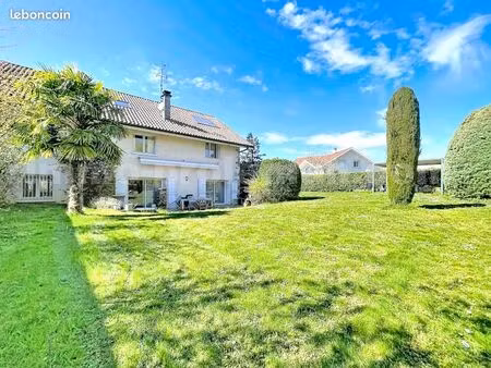 ferme 9 pièces 307 m²