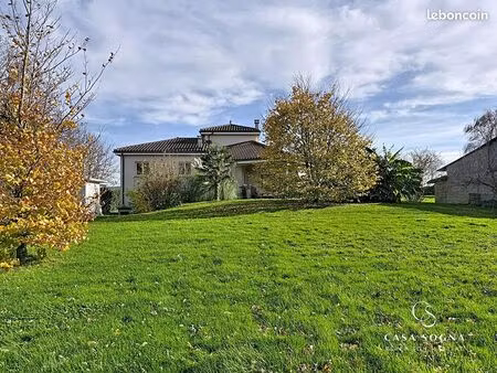 villa 6 pièces 149 m²
