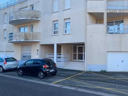 loue t2 - centre de buxerolles