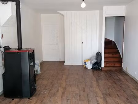 01contrevoz 7km belley t2 duplex 78 m2