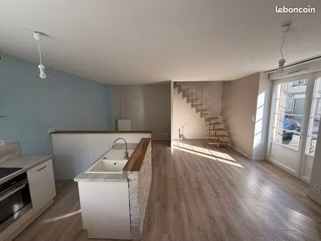 maison 3 chambres bourg saint benoit