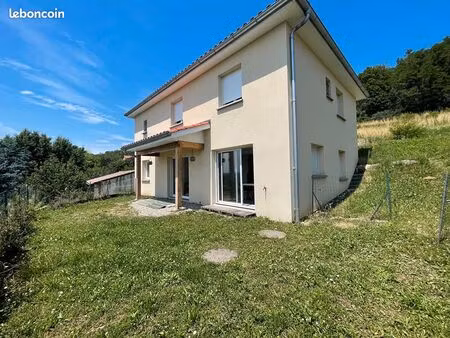 maison 5 pièces 112 m²