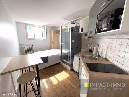 appartement 1 pièce 12 m²