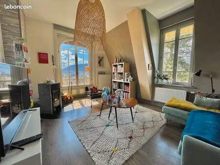 a vendre - appartement t3 dans une maison de maître