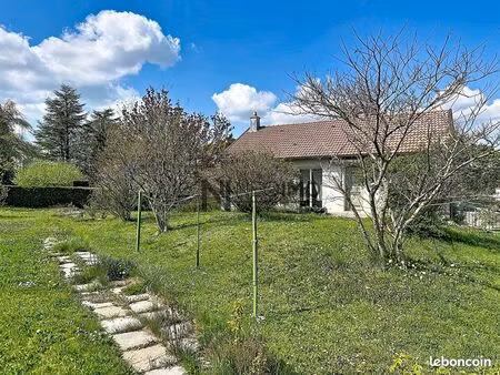 maison 3 pièces 81 m²