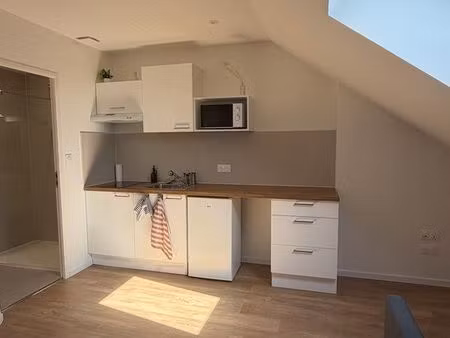 studio meublé 23 75 m²- climatisé – rénové – yzeure (rue denis-papin)