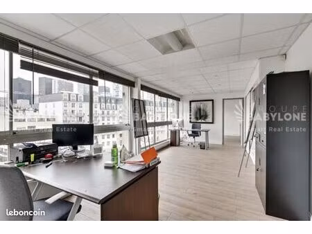 bureau 150 m²
