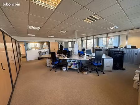 bureaux 122 m² saint-quentin