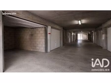 parking/box 13 m² corbeil-essonnes