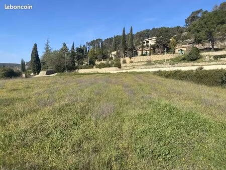 terrain 1 262 m² cotignac