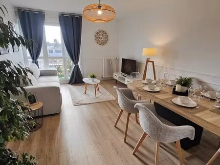 superbe t3 meublé de 65m2 refait à neuf