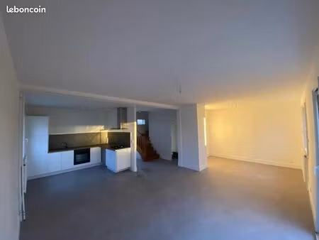 maison 140 m2 * 5 chambres * avec terrain