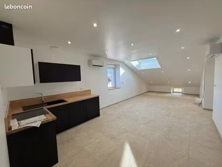 appartement f3 neuf climatisé de 70 m2