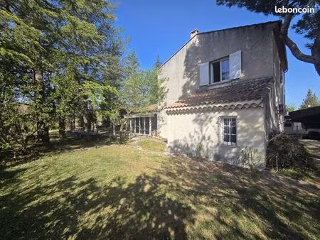 maison 6 pièces 135 m²
