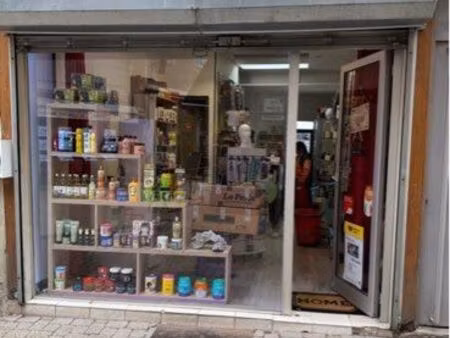 ◊ à céder – local commercial + activité clé en main – foix