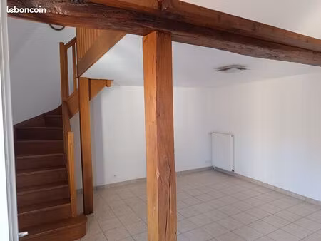 vends f2 duplex centre ville auxerre idéal pour investissement