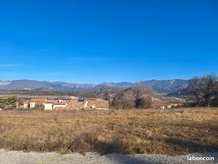 terrain 585 m² aubignosc