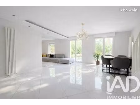 maison 6 pièces 120 m²