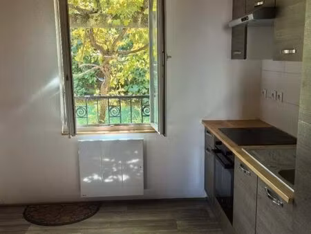 magnifique immeuble de rapport dans quartier pavillonnaire calme