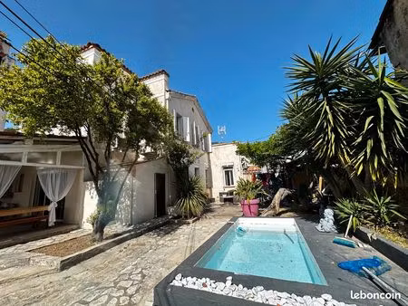 maison 4 ch +studio + piscine  habitable de suite