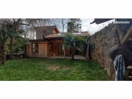 bâtiment ossature bois