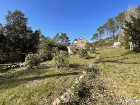 propriété 7 pièces 110 m²