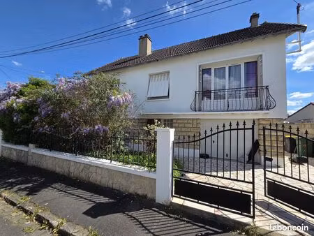 maison 7 pièces 180 m²