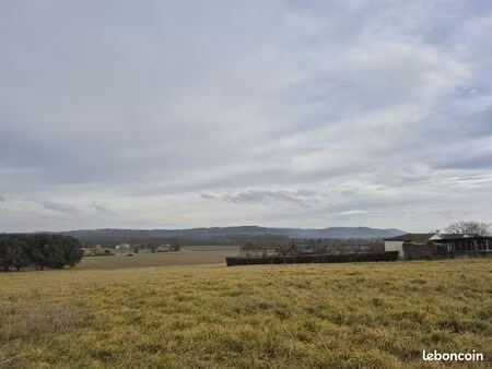 terrain constructible 1626 m2