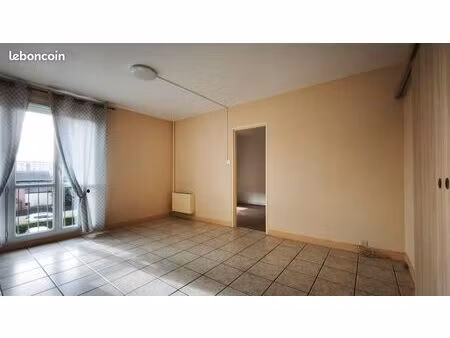 appart t2 lumineux 50 m² + parking + cave – troyes secteur hôpital