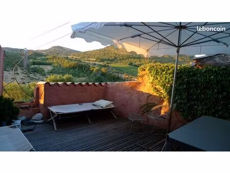 a vendre maison de charme et grand jardin en bord de rivière  au coeur des corbières audoi