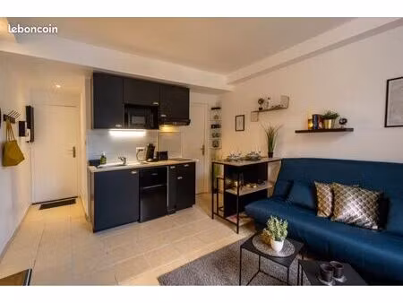 superbe studio meublé et tout équipé à neuf