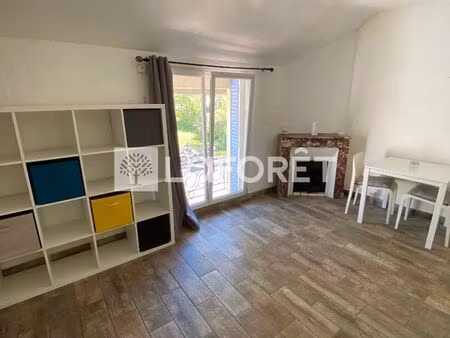 studio 1 pièce 26 m²