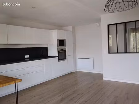 appartement 3 pièces 60 m²