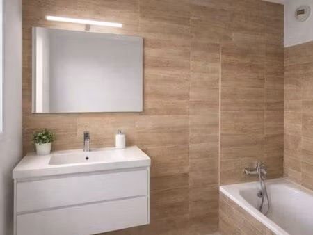 studio entièrement rénové – emplacement privilégié proche facultés