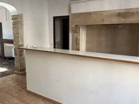 apparemment 4 pièces