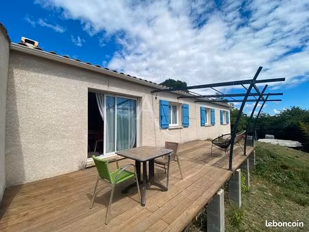 villa 5 pièces 102 m²