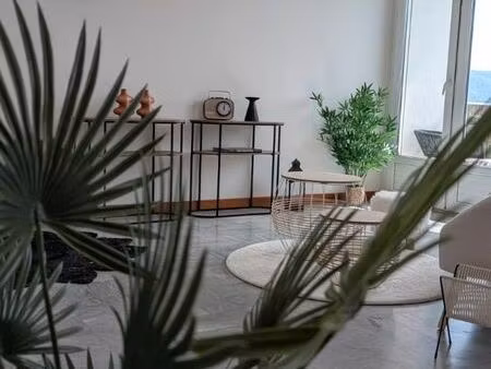 appartement t3  67 m2  idéalement bien situé