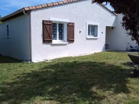 maison individuelle a montlegun