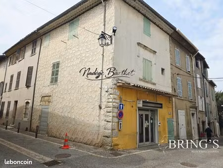 immeuble 172 m² rougiers