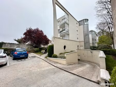 appartement f2 avec terrasse