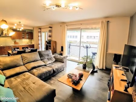 maison 3 pièces 80 m²