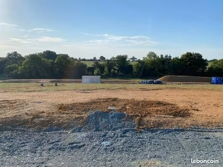 terrain 455 m² pissotte