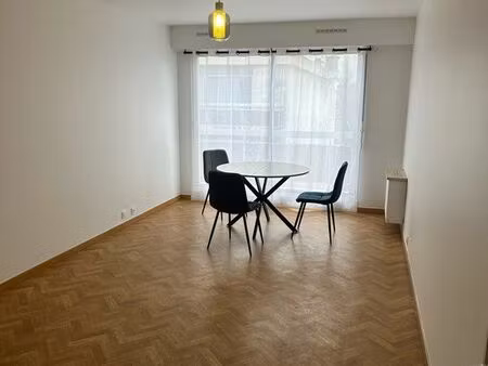 appartement f2 60m2